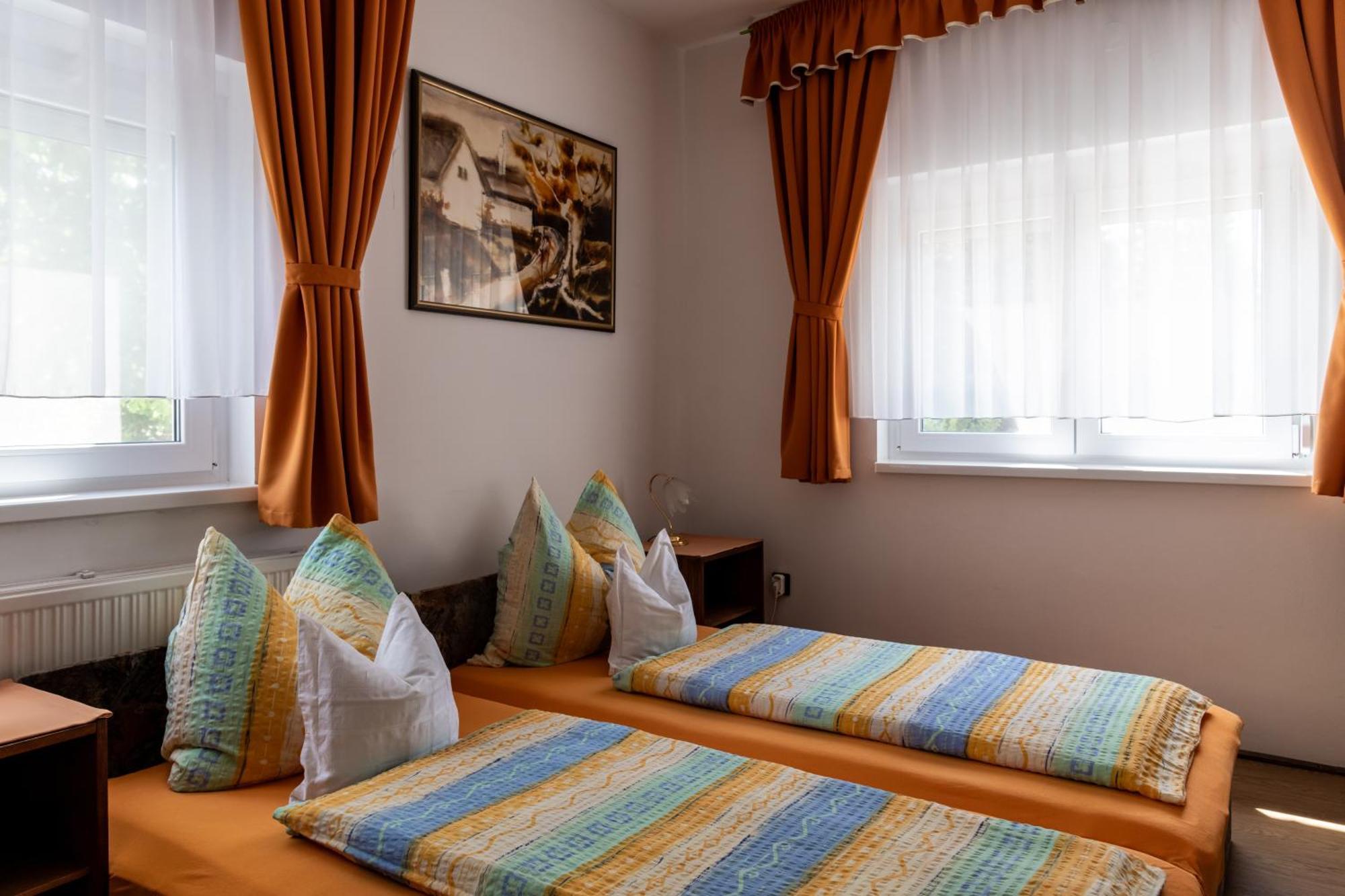 Magdalena Apartmanház Keszthely Exterior foto
